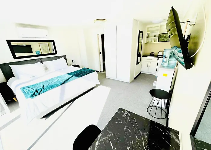 Hotel Vibes Cape Town Plattekloof